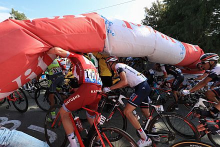 kerékpár_Tour de France, ledőlt a kapu, 440, AFP