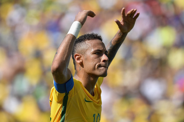 Rio de Janeiro, 2016. augusztus 17. A brazil Neymar a Brazília - Honduras mérkőzésen a Rio de Janeiró-i nyári olimpia férfi labdarúgó-tornájának elődöntőjében a Maracana Stadionban 2016. augusztus 17-én. A hazaiak 6-0-ra győztek és bejutottak a döntőbe. MTI Fotó: Czeglédi Zsolt