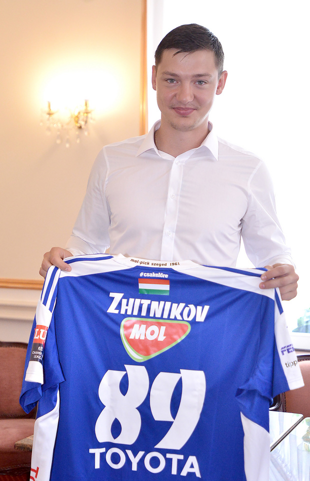 Szeged, sajtótájékoztatón bemutatták a Mol Pick Szeged új játékosát Dmitrij Zsitnyikovot. Fotó: Frank Yvette