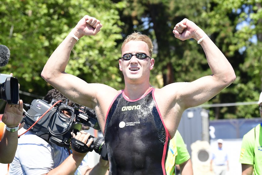 Balatonfüred, 2017. július 18. A győztes holland Ferry Weertman a férfi 10 kilométeres nyíltvízi úszás versenyszámának döntője után Balatonfüreden 2017. július 18-án. MTI Fotó: Szigetváry Zsolt