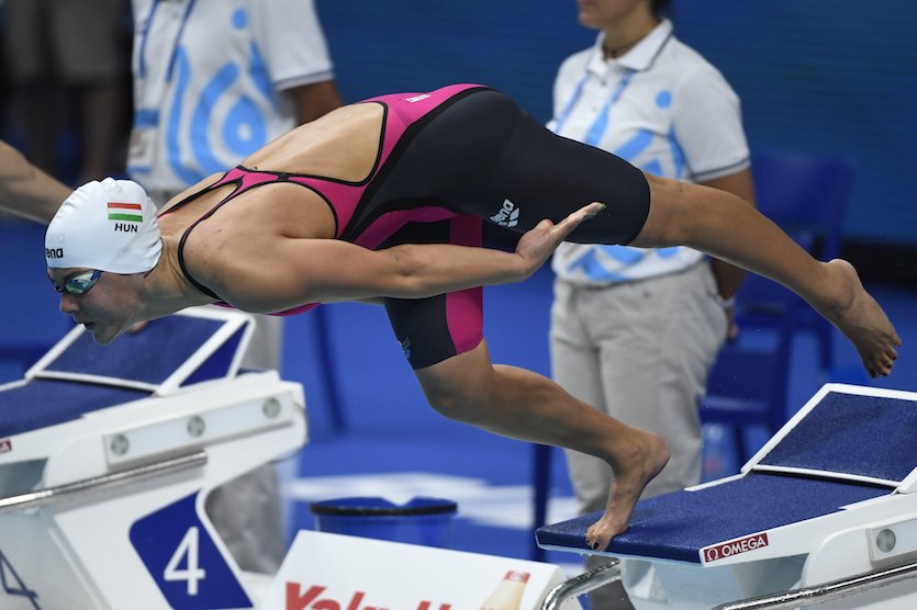 Budapest, 2017. július 23. Szilágyi Liliána rajtol a női 100 méteres pillangóúszás előfutamában a 17. vizes világbajnokságon a Duna Arénában 2017. július 23-án. MTI Fotó: Illyés Tibor