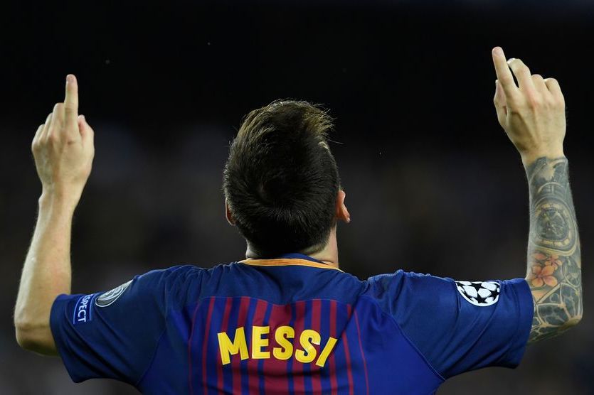 Barcelona's forward from Argentina Lionel Messi celebrates after scoring during the UEFA Champions League Group D football match FC Barcelona vs Juventus at the Camp Nou stadium in Barcelona on September 12, 2017. / AFP PHOTO / LLUIS GENE (Photo credit should read LLUIS GENE/AFP/Getty Images)